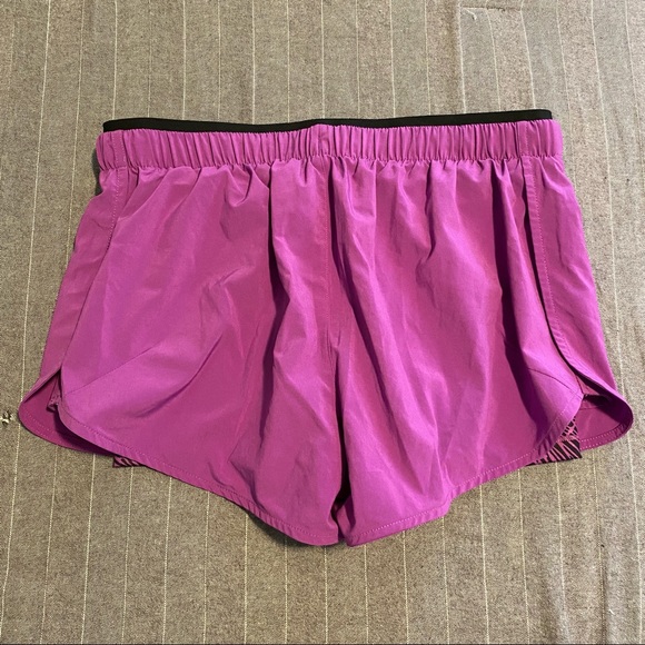 Nike Dri-Fit Athletic Shorts - Picture 4 of 5